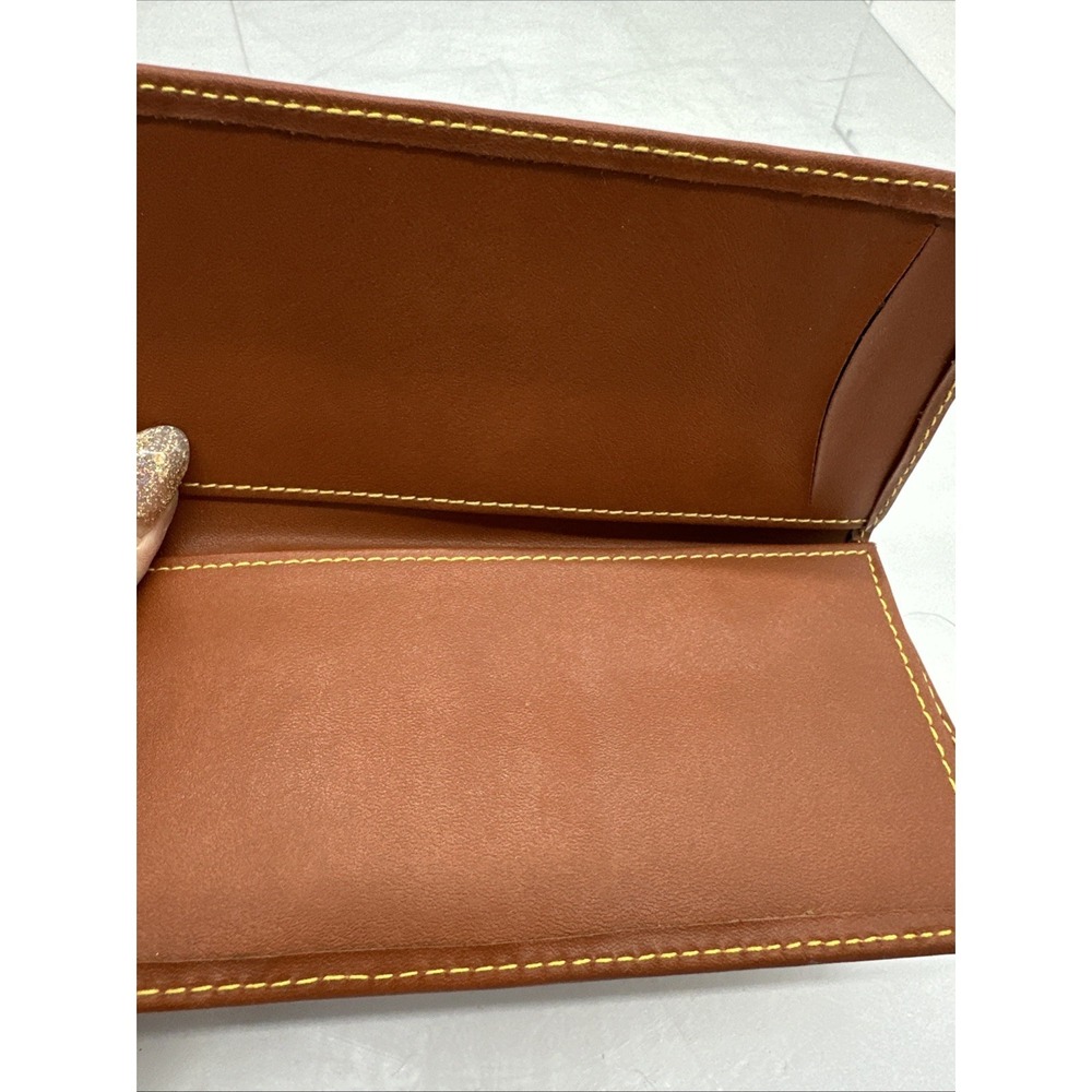 Vintage Dooney and Bourke LeatherSling Bag No Strap - Picture 7 of 11